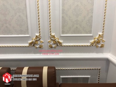 Chỉ khung tường dát vàng